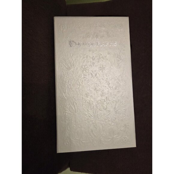 Photo Album Vintage Hallmark Keepsake Embossed Ivory 1984 Made USA 48 Photograph - Picture 1 of 13